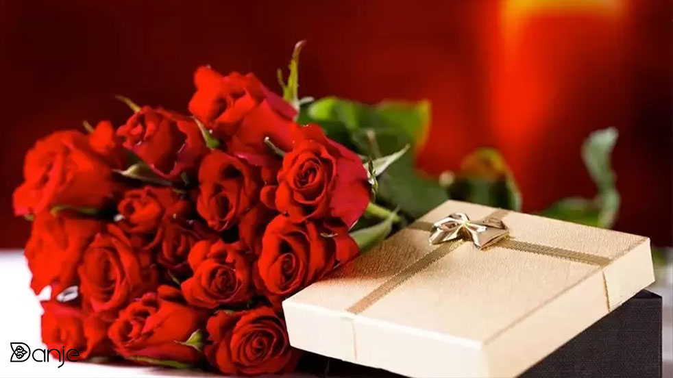 بهترین هدیه برای همسر زن + ایدههایی برای هدیه تولد و روز زن